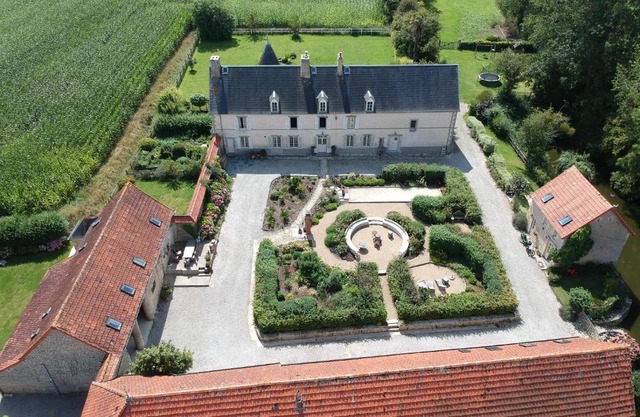 Chateau Le Colombier