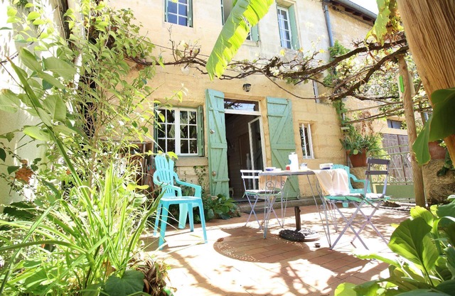 Cheap detached house sun bed 160cm patio