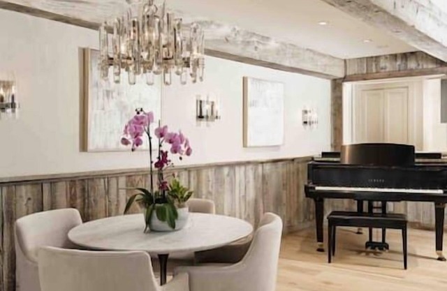CHEERFUL 5 BEDROOM HOME ASPEN SKI ACCESS