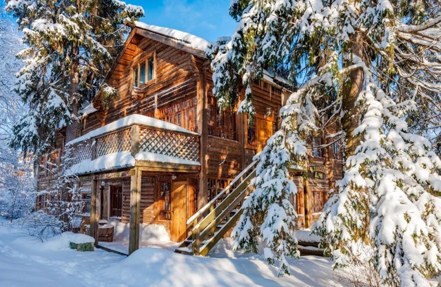 Chekhovskaya Dacha Hotel