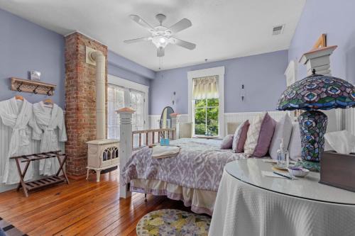 Chestnut Suite