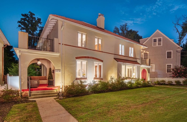 Chevy Chase 1920 charm 4 luxury bedrooms Spanish colonial close to everything,