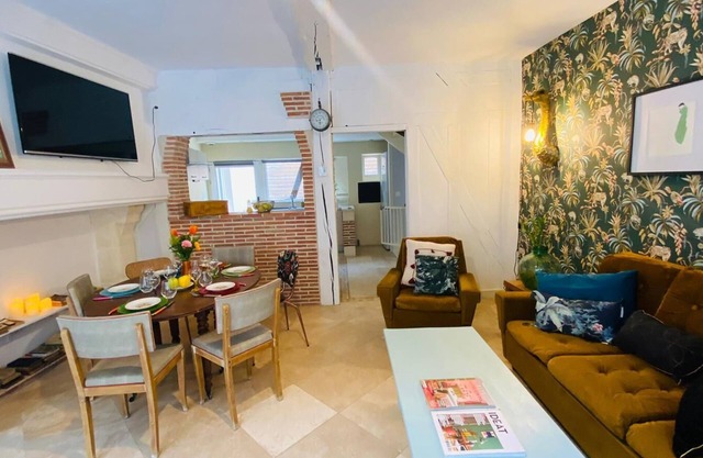 Chez Brigitte, Maison de Ville en pan de Bois, Cour Intérieure