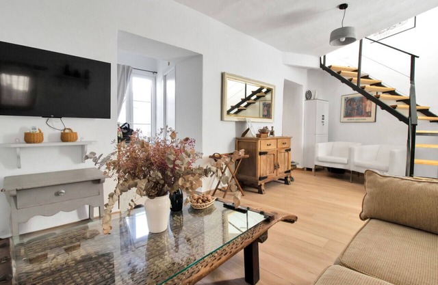 Chic Andalusian Oasis - A Serene and Charming Home