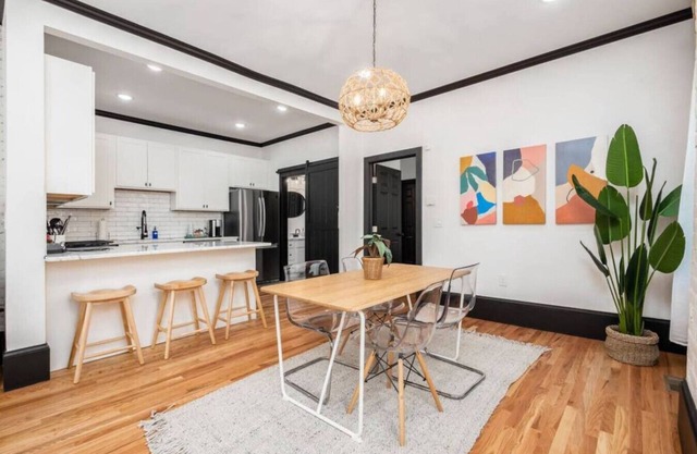 Chic & Clean | Walkable to Everything | Smart TV