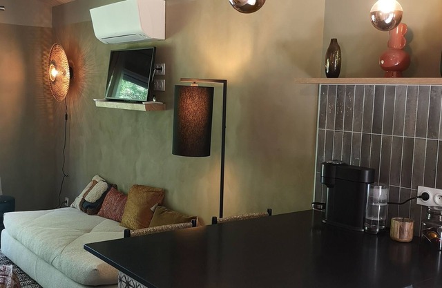 Chic and romantic cabin between Bordeaux and Saint Emilion "MUSCADELLE"