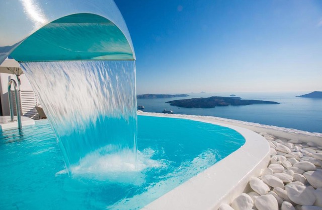 Chic Hotel Santorini