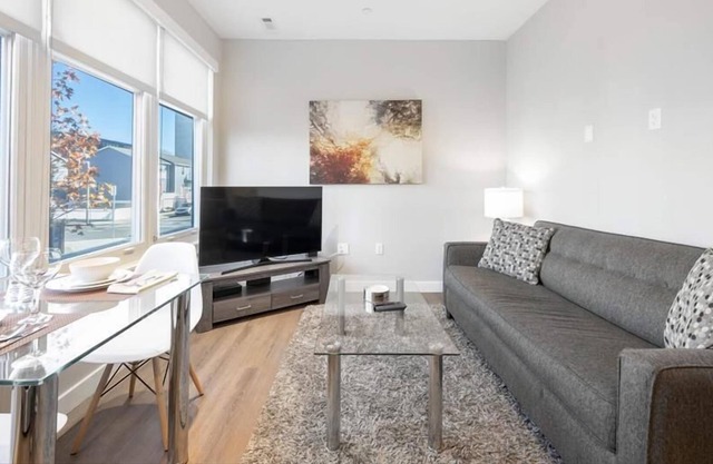 Chic Studio | Kitchen | in-unit Washer/Dryer | near Boston Harbor | GLS