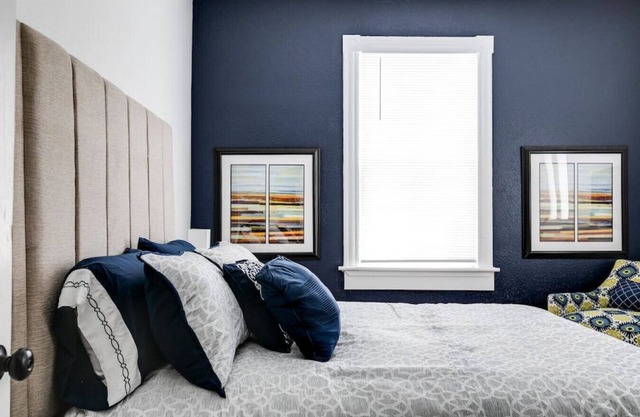 Chic Urban Couples Retreat: Perfect Getaway 'n RVA