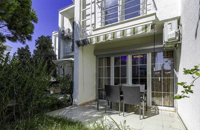 Chic Villa w Patio 5 min to Beach in Antalya