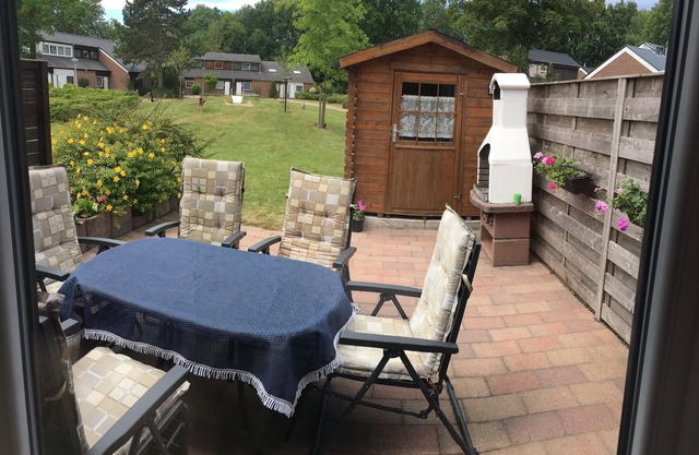 Child-friendly, cozy vacation home, by the sea, park, wifi free,