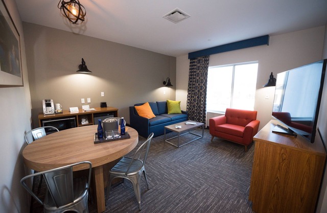 Choose your Adventure! 3 Big Rooms w/Balconies! Pools, Arcade, Archery, Bowling