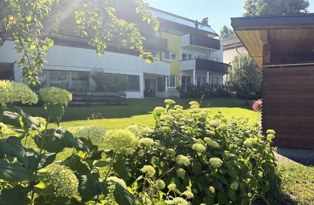 Christine EG by Interhome