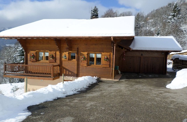 Christmas in the mountains = 630€