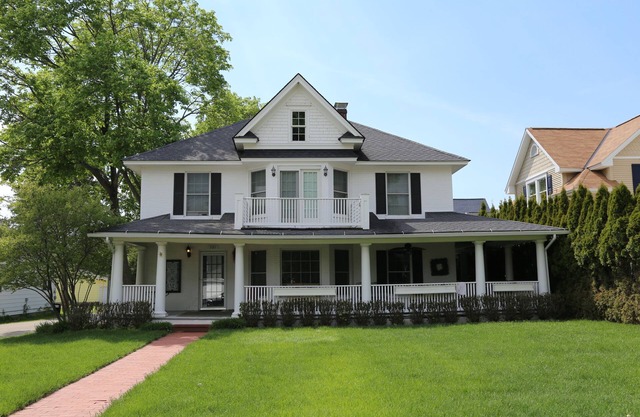 Church Street Home - 2 Blocks to Shops and Dining