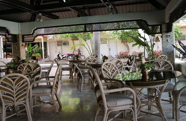 City of Springs Hotel