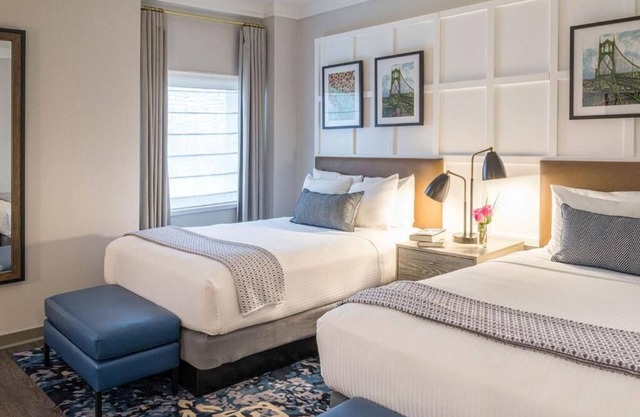 City Unit: Upscale Suite + Sustainability + Prime Location = Heathman Hotel