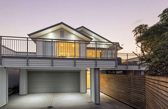 Classic Escape Convenient Mount location