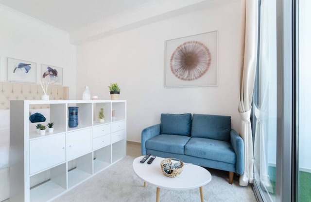 Classic Studio With Dubai Marina View