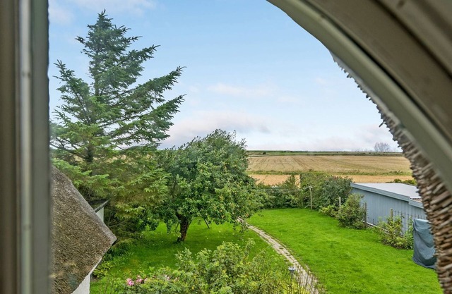 "Clausina" - 600m from the sea by Interhome