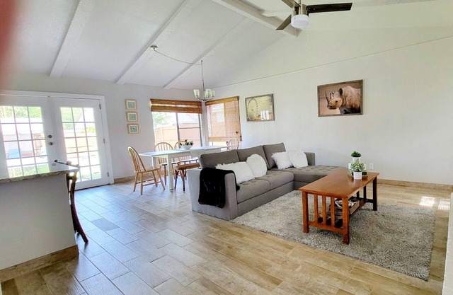 Clean and Neat. Full home