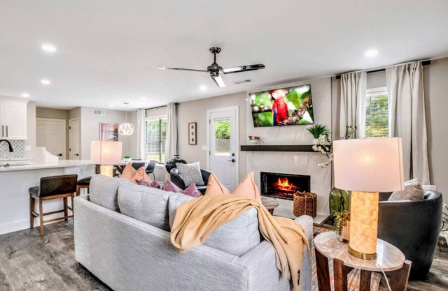 Clearview Circle/Riverdale