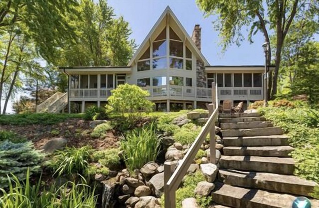 Clearwater Lake House