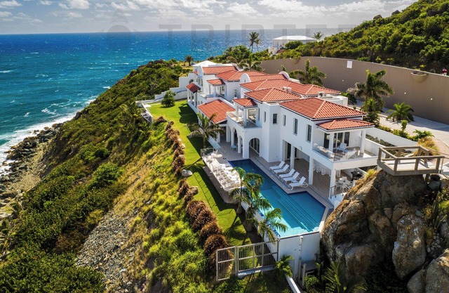 Cliff-side villa with sea views in Guana Bay - Amalia by TRIPTER