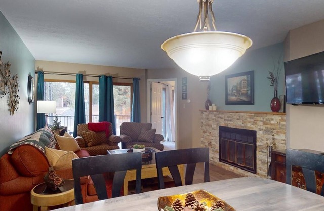 Close to Slopes | WiFi | Easy Access | Mountain Spirits 211