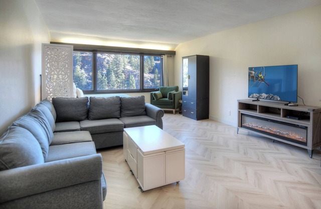 Cloud Nine (#343) | Near Ski - Golf, AC - Pool/HotTub, Mtn Views