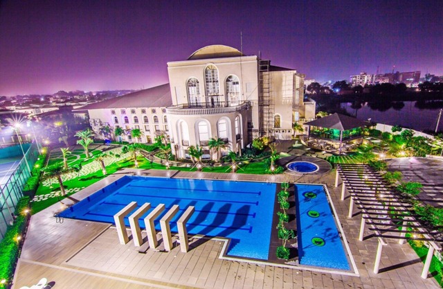 Club Paraiso