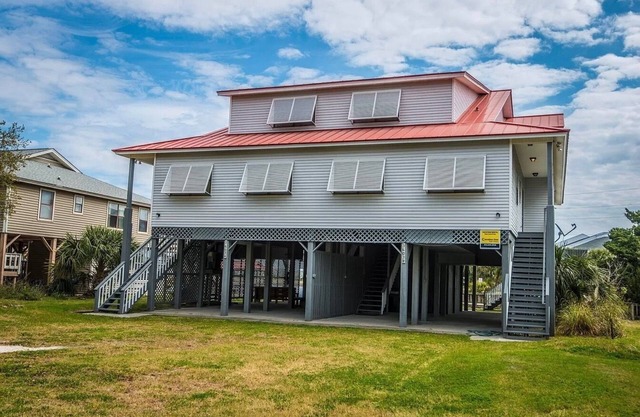 Coastal 5-Bed Beach House w/LSV, Boat Ramp, and Dockn