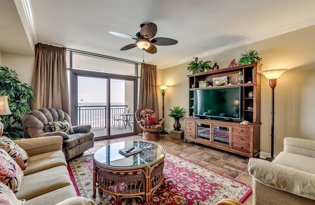 Coastal Elegance: Unwind in Style at Our Oceanfront 2-Bedroom Condo with Modern Comforts.