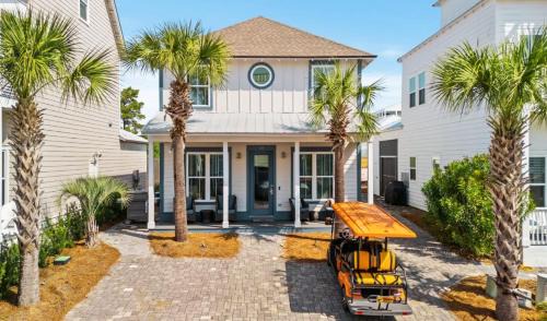 Coastal Getaway w Golf Cart Beach Gear Villa Galini by AvantStay