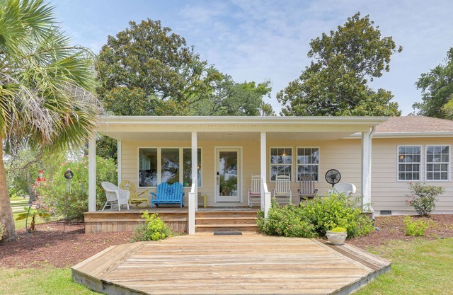 Coastal Newport Home w/ Water View & Access!