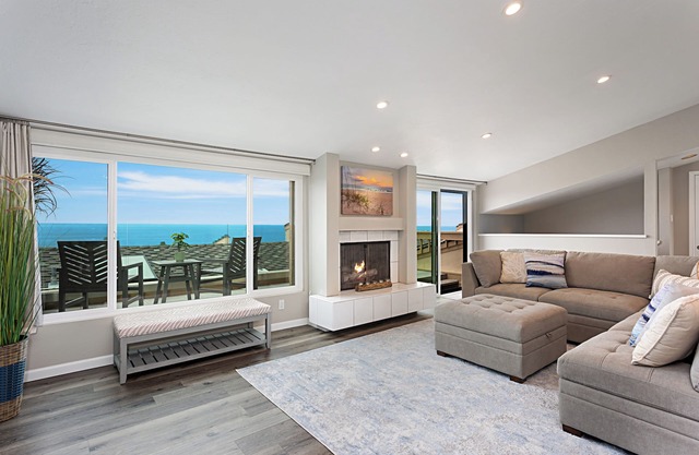 Coastal Retreat- Immaculate Ocean View Condo-Large Patio, Tennis, Pool