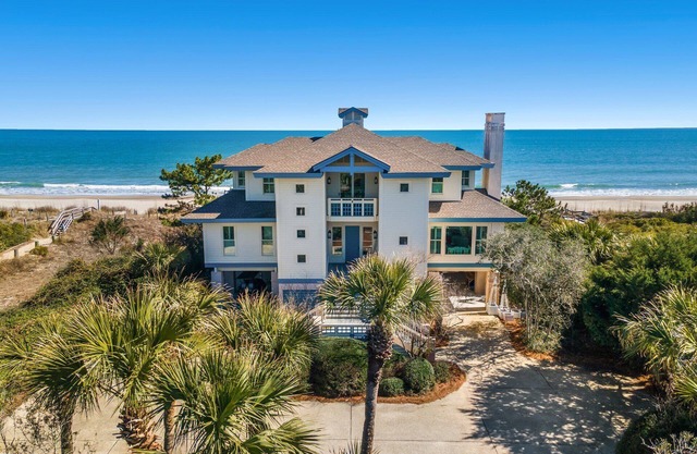 Coastal Retreat Ocean Front, Private community of DeBordieu