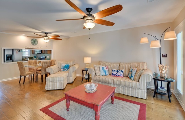 Coastal Vacation Rental - 2 Mi to Huntington Beach