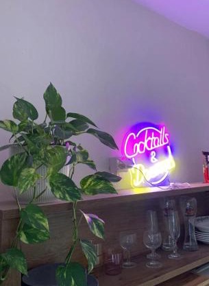 Cocktails & Dreams