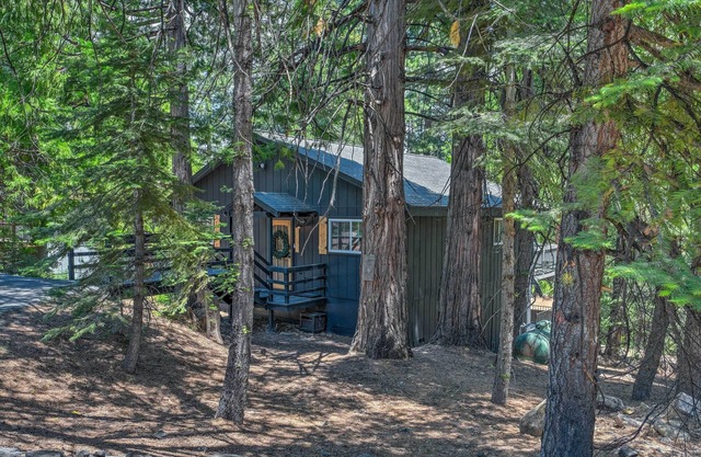 Cold Springs Escape: A/c, Hot Tub, Generator, Wifi