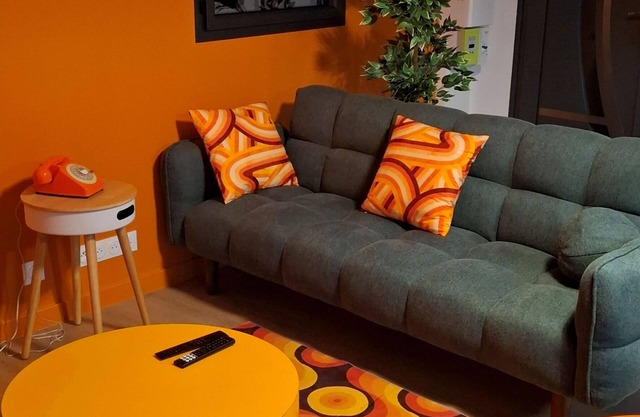 Colorama retro travel and pop culture in Nozay 68m2