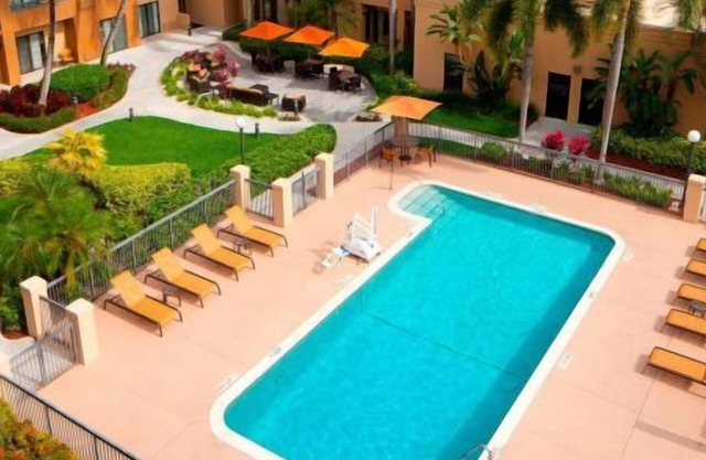 Come Create Memories w/Fun-filled Adventures at this Paradise! Pool, Parking!