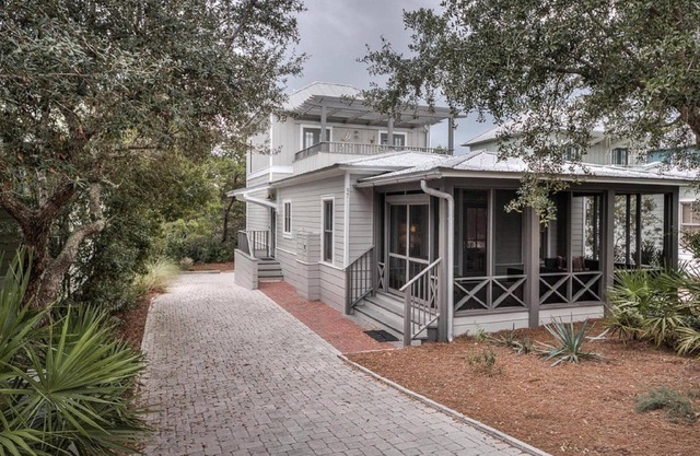 Come Enjoy Heaven At The 7th Cottage by the Sea On Scenic 30A !