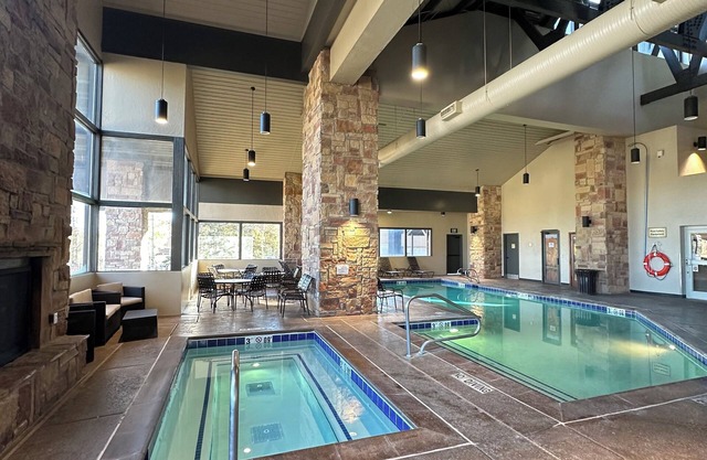 Come to Cedar Breaks Lodge & Spa! Awesome resort condo skier's dream- Brian Head