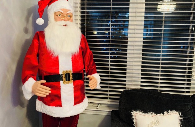 Come visit Santa at “Regal On The River” with Hot Tub in Downtown Helen 🎄