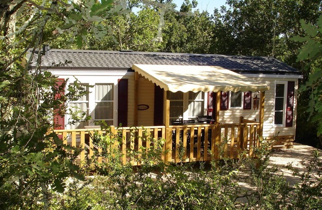 Comfort cottage in a 5* estate Nature et Calme D07