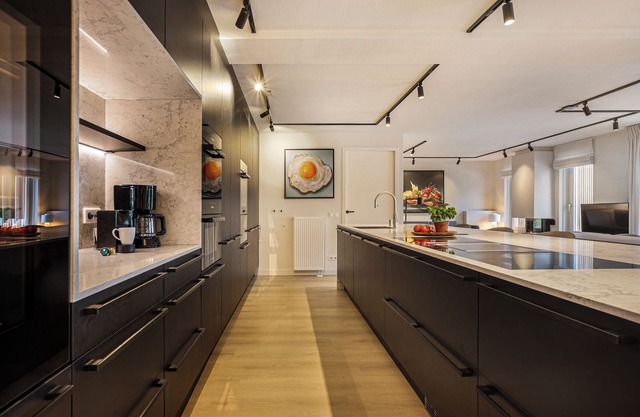 Comfort 10-person farmhouse in the holiday park Hof van Saksen