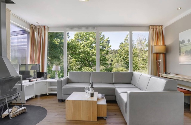 Comfort 6-person bungalow in the holiday park Landal Hochwald