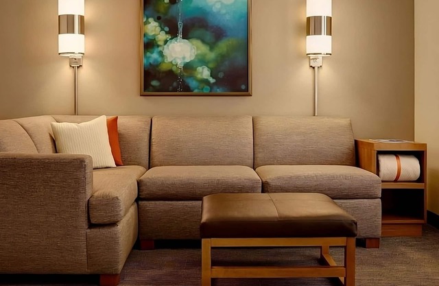 Comfort and Convenience! Minutes Away to Sweet Water Park and Bunten Road Park