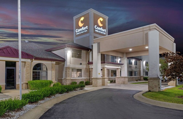 Comfort Inn & Suites Napoleon